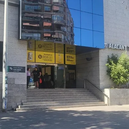 Costablanca ゲストハウス