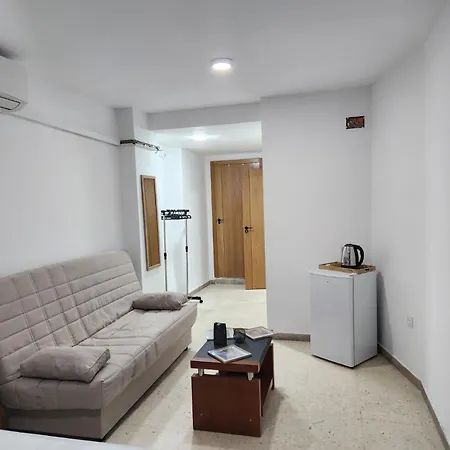 Costablanca Guest house *