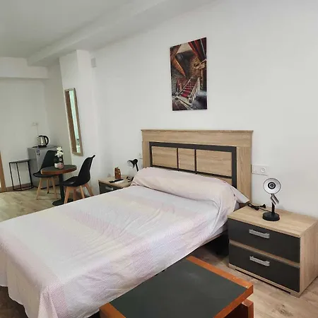 ゲストハウス Costablanca